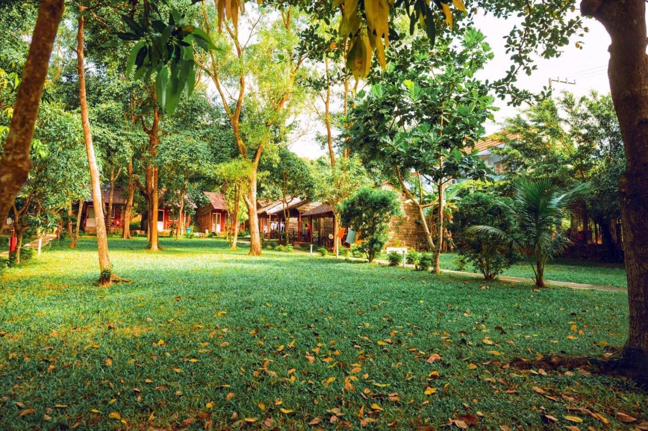 Minh Vuong Village Resort & Restaurant Duong Dong Exterior foto