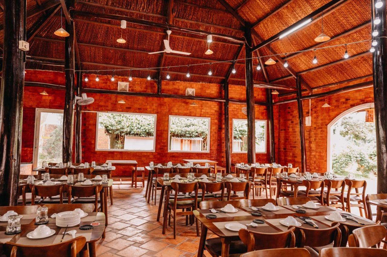 Minh Vuong Village Resort & Restaurant Duong Dong Exterior foto